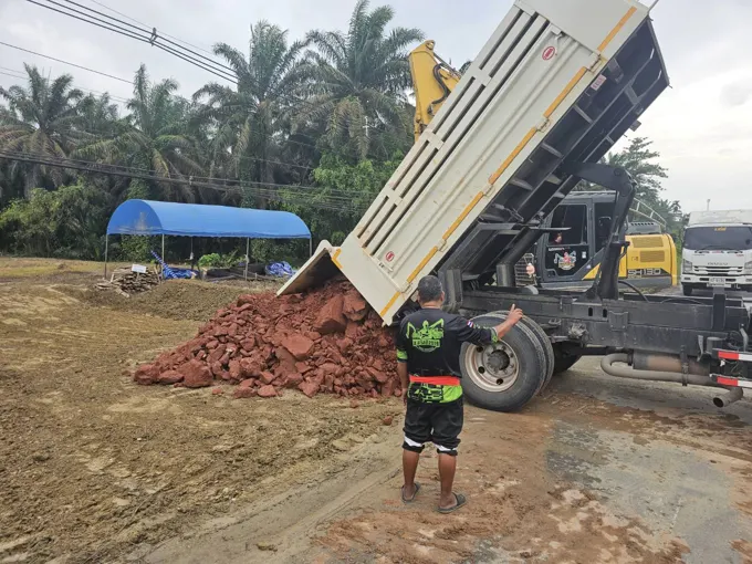 บริการรับถมที่ — ภาพหน้างานจริง